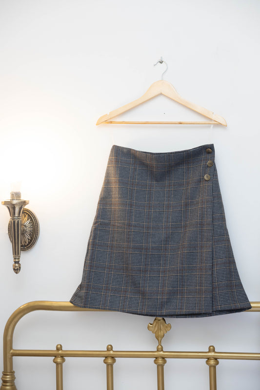 Gray plaid skirt