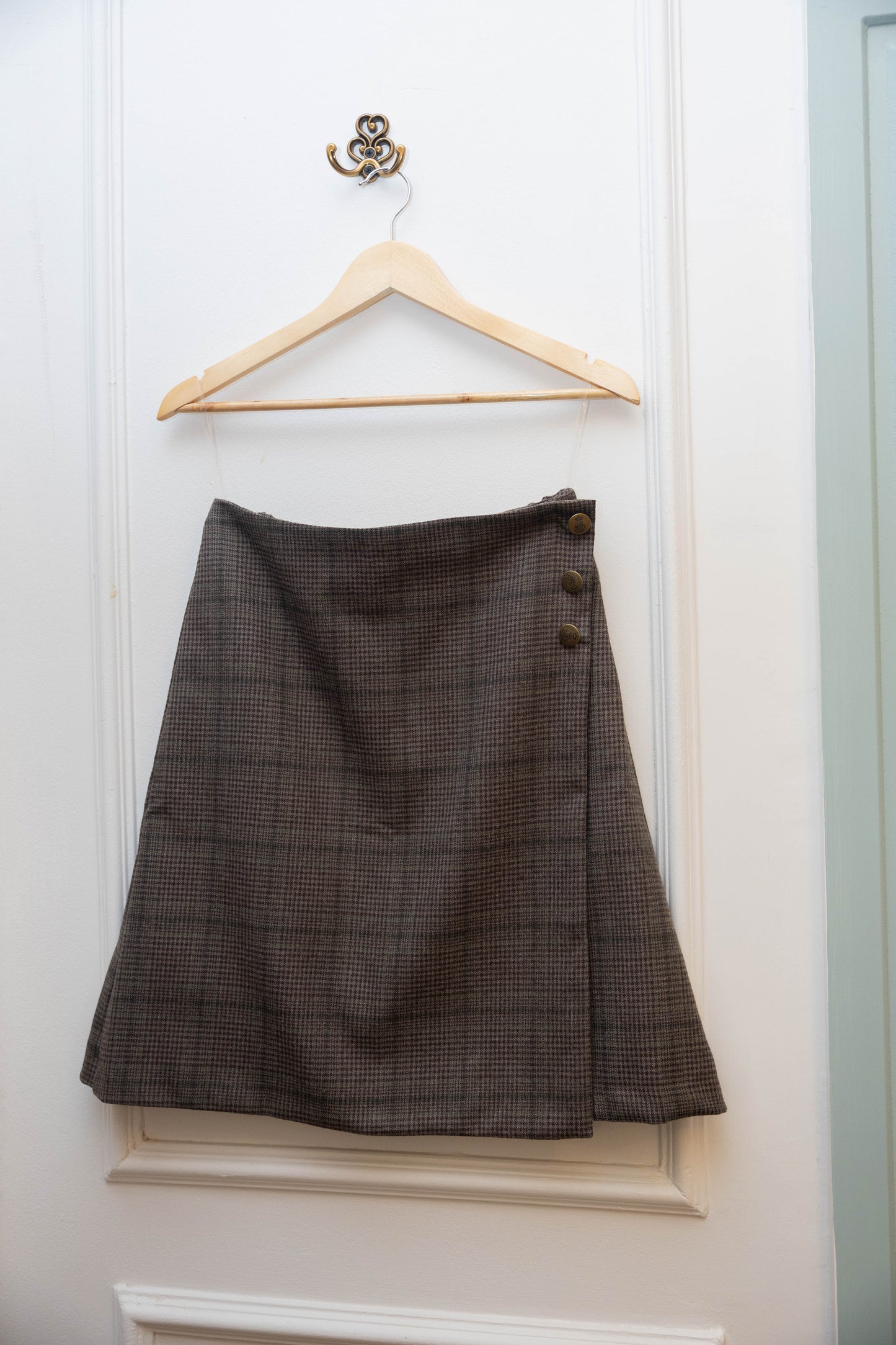 Brown plaid skirt