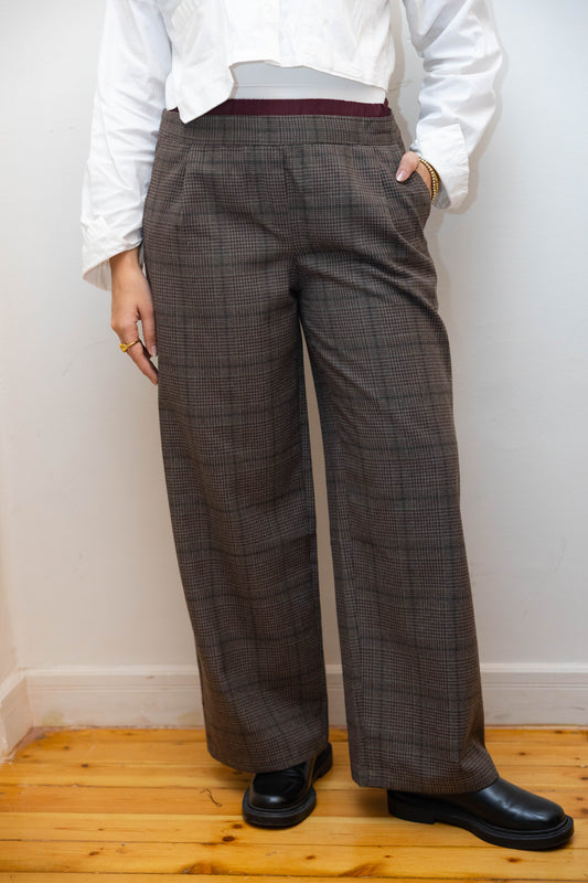 Brown plaid zara pants
